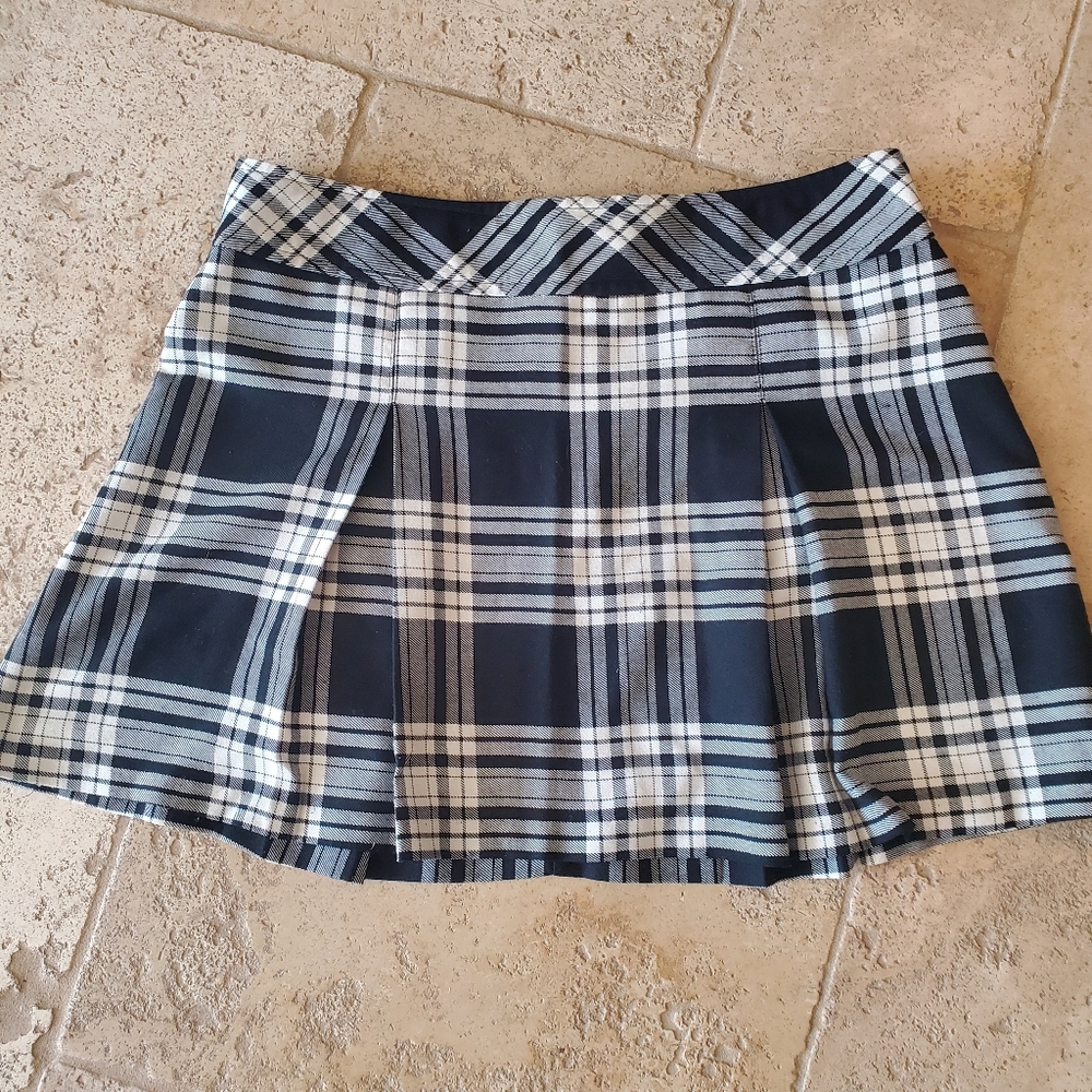 Tracy Evans Black and White Mini Skater Skirt Jr Sz 13